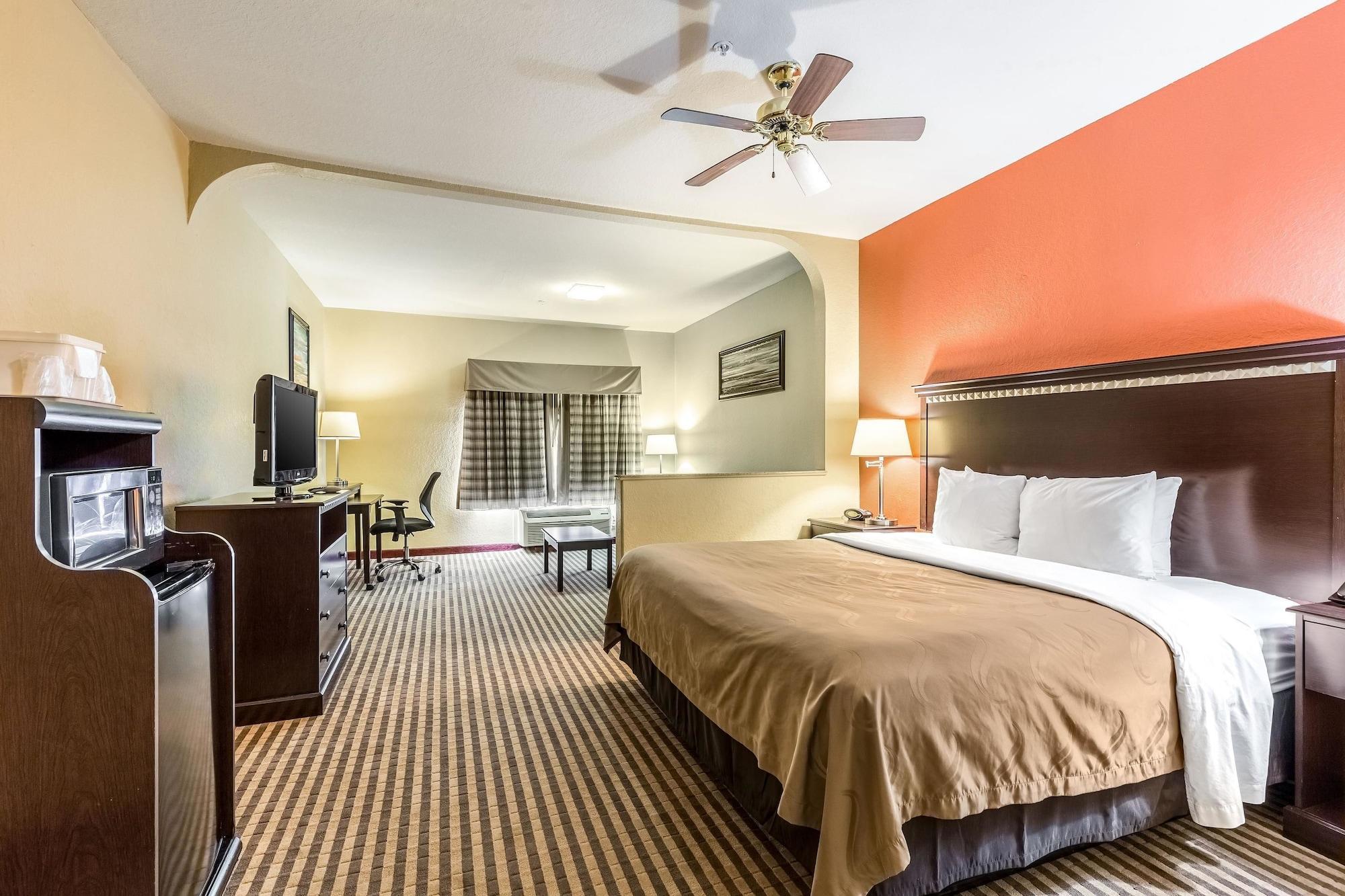 Quality Suites North Houston - Spring Westfield Bagian luar foto