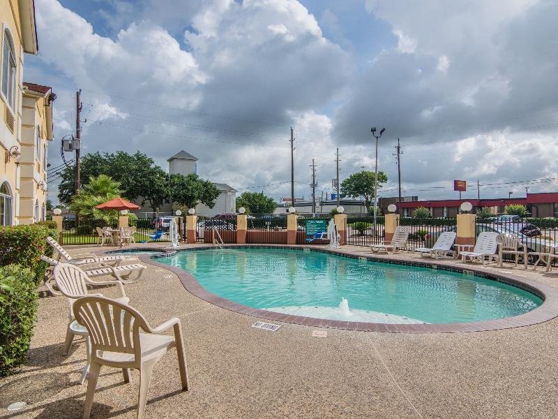 Quality Suites North Houston - Spring Westfield Bagian luar foto