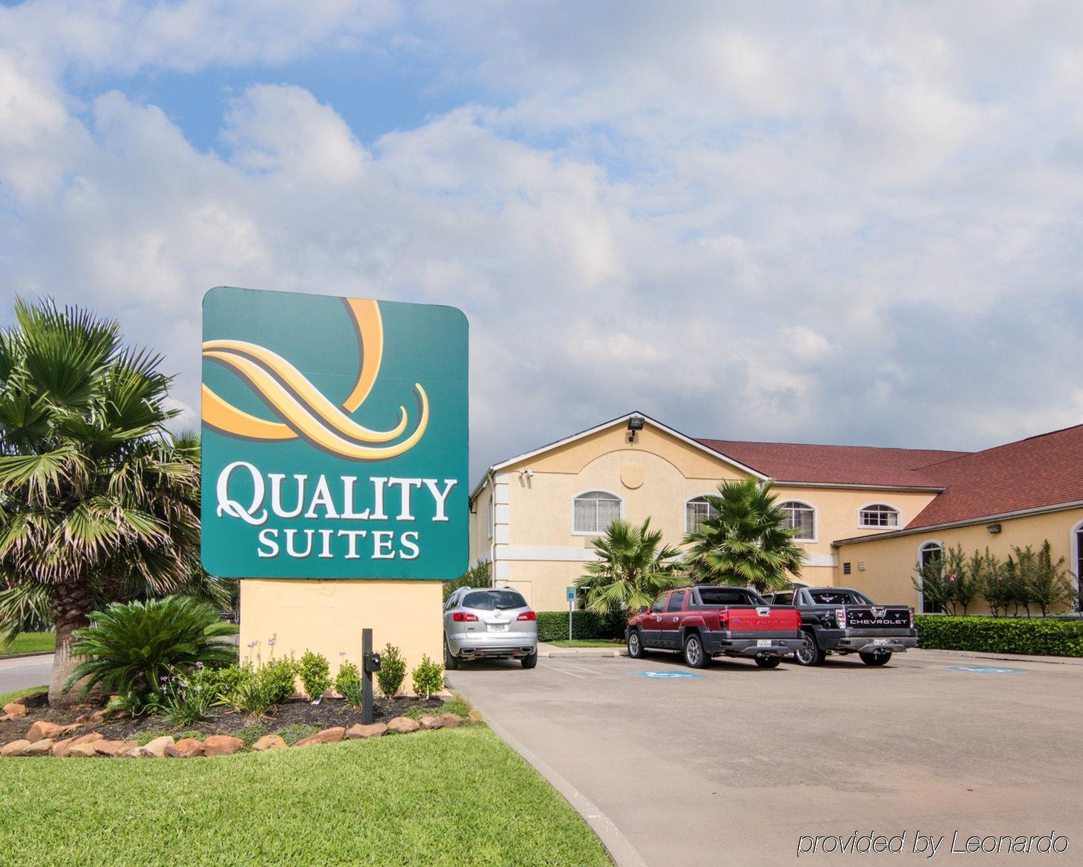 Quality Suites North Houston - Spring Westfield Bagian luar foto