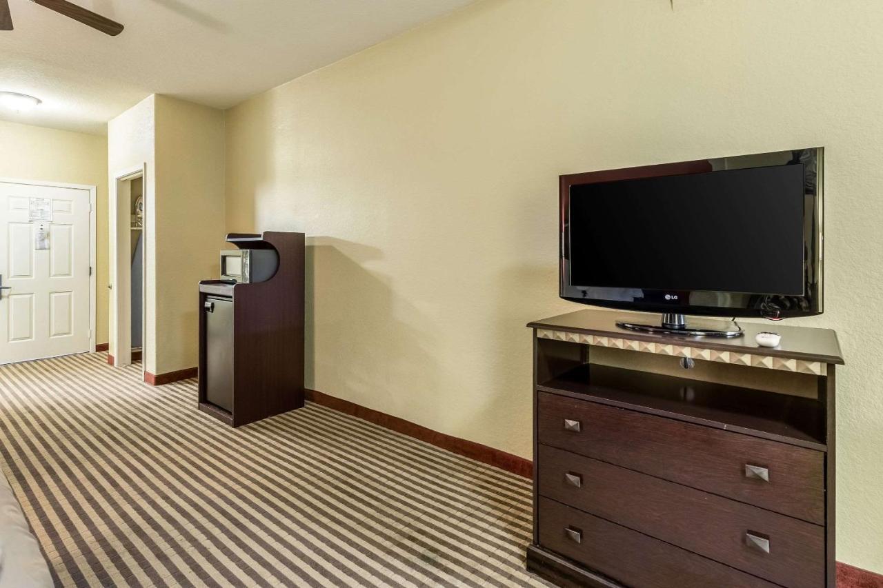 Quality Suites North Houston - Spring Westfield Bagian luar foto