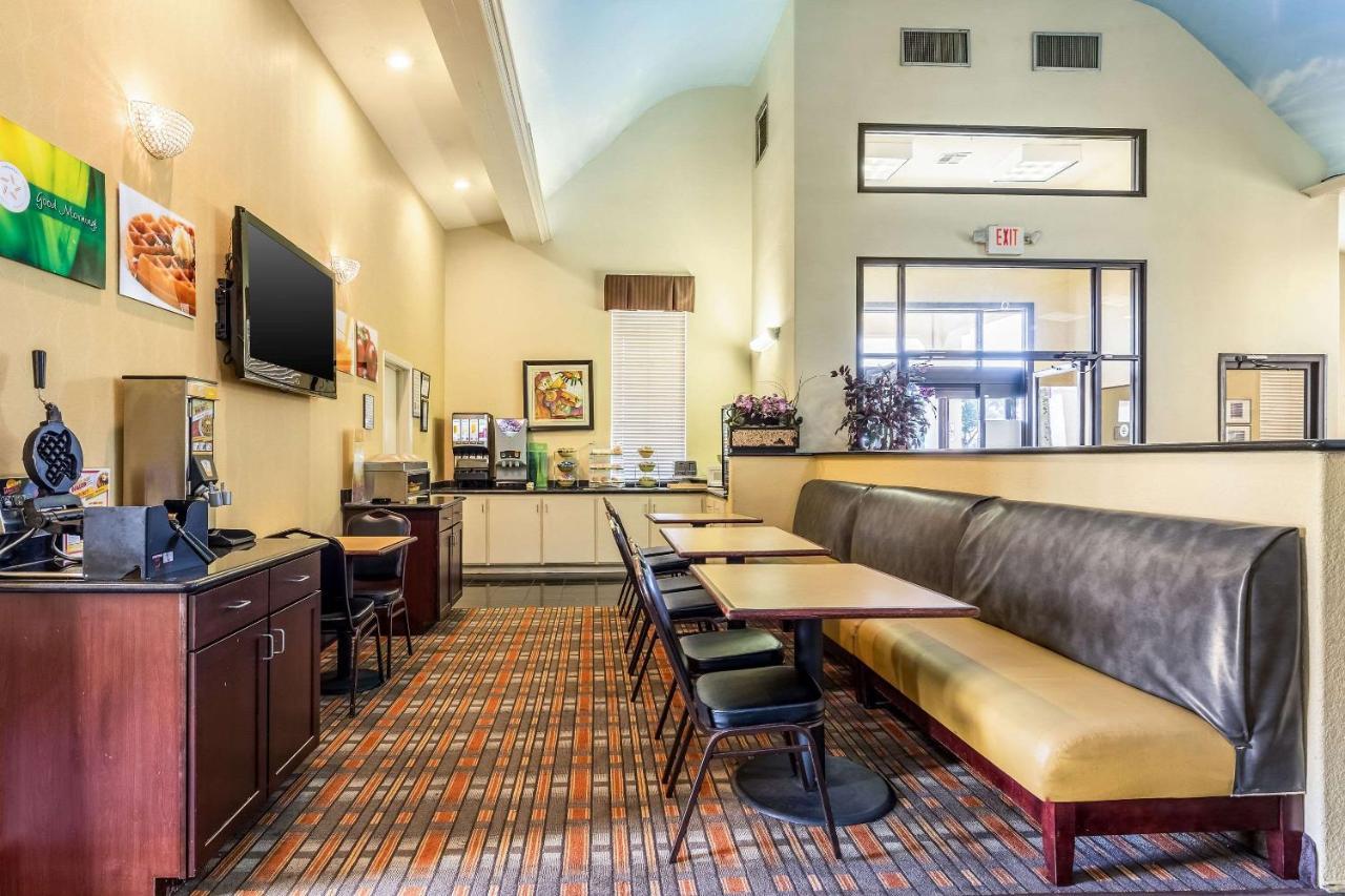Quality Suites North Houston - Spring Westfield Bagian luar foto