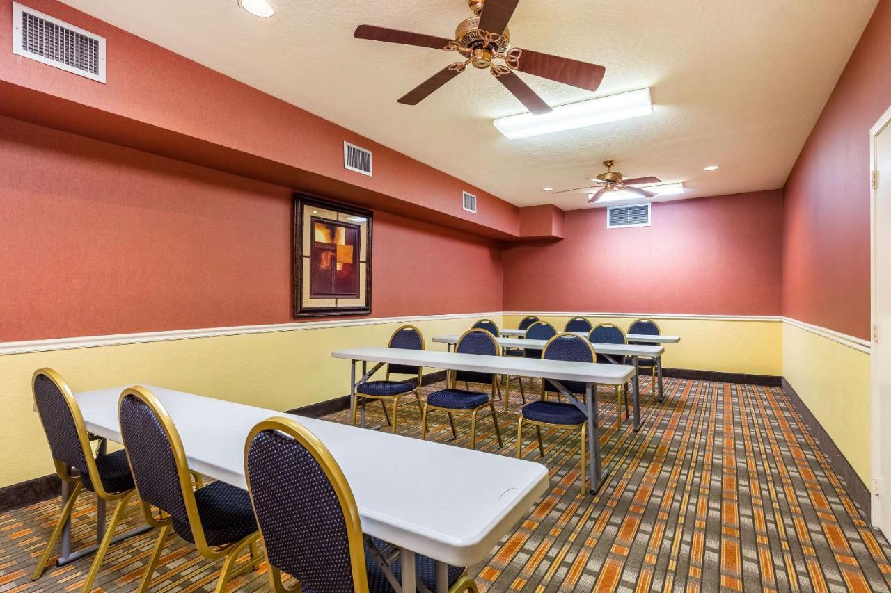 Quality Suites North Houston - Spring Westfield Bagian luar foto